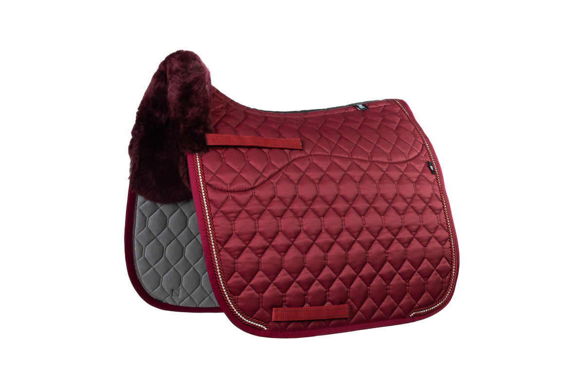 Schabracke HW26 Crystal Glanz Rubin Rot/Brombeer mit Lammfell S/J Gr.L